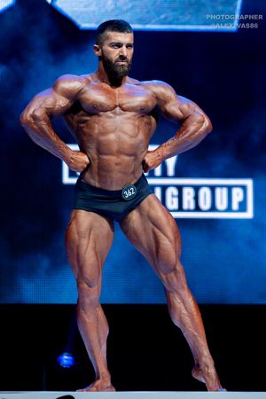 CLASSIC PHYSIQUE 178